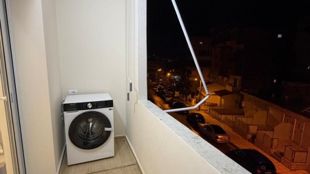 Ne Sarande, Prane Komisariatit Te Policise, Shitet Super Apartament 1+1 Me Lokacion Perfekt !!!