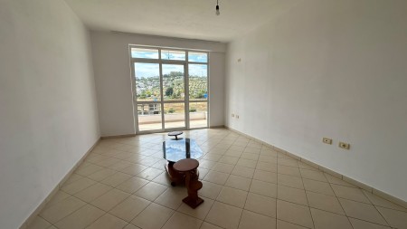 Ne Astir, Shitet Apartament 2+1 Me Planimetri Perfekte !!!