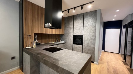 Tek Liqeni I Thate, Shitet Apartament 2+1 Totalisht I Investuar!!!