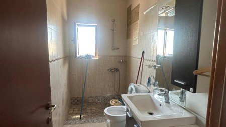 Shiten 2 Apartamente ne Golem Mundesi Dupleksi!!!