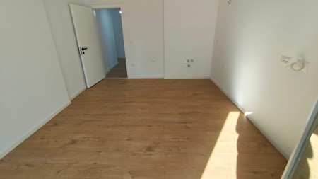 Ne Don Bosko, Shitet Apartament 2+1+2 Me Planimteri Te Rregullt!!