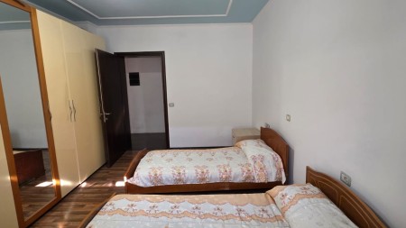 Tek Kodra e Diellit, Shitet Super Apartament 2+1, Me Location Perfekt !!