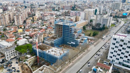 Tek "Lion Residences 2" Shitet Garsoniere+Post Parkimi Te Perfshire Ne Cmim !!!