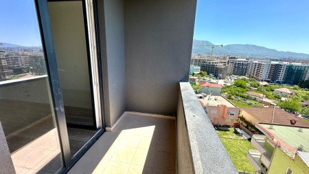 Okazion Kleringu!!! Tek Kompleksi "Shehu Konstruksion", Shitet Apartament 2+1+2, Me Pamje Te Lire!!!