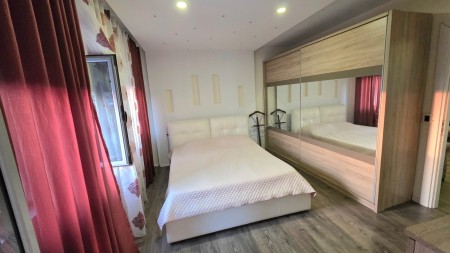 Ne Selite, Prane Universitetit Barleti, Shitet Super Apartament 2+1, Ideal Per Banim Dhe Investim !!!