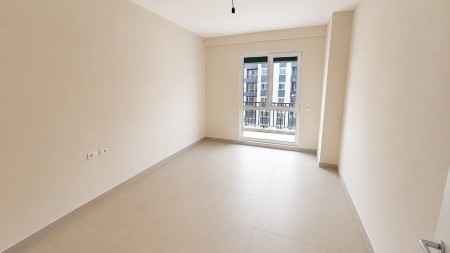 Okazion Kleringu!! Ne Paskuqan, Tek "2N", Shitet Apartament 2+1, Me Planimetri Perfekte !!