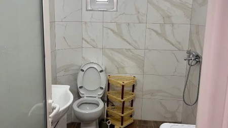 Ne Laprake, Prane Supermarket KMY, Shitet Apartament 1+1, Me Planimetri Te Rregullt!!!