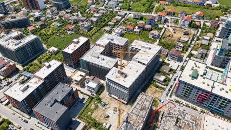 Okazion Kleringu !! Tek "Kompleksi Apollo", Shitet Apartament 2+1+2, Me Planimetri Perfekte !!