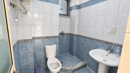 Ne Fresk, Shitet Apartament 2+1+2, I Sapo Investuar !!!