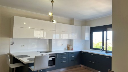Ne Astir, Jepet Me Qira, Super Apartament 2+1 I Mobiluar!