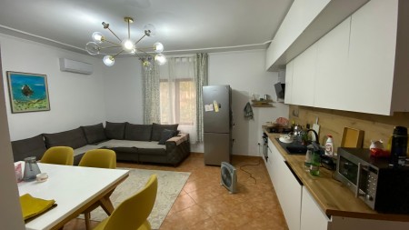 Ne Sauk, Shitet Shtepi Private Ideale Per Banim!!