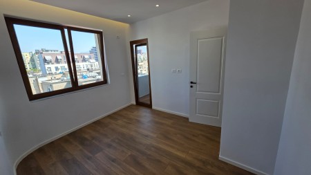 Tek Ish Stacioni i Fundit i Tiranes se Re, Shitet Super Apartament 2+1, Ideal Per Banim Dhe Investim !!!