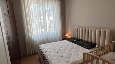 Tek Kopshti Botanik, Shitet Super Apartament 1+1 Totalisht I Investuar !!