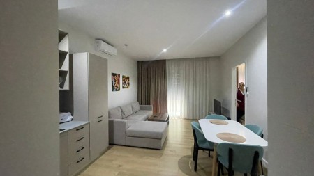 Ne Kinostudio, Shiten 2 Garsoniere dhe 6 Apartamente 1+1, Ideale Per Investim!!!