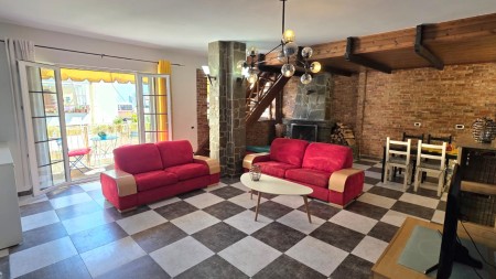 Tek Kodra e Diellit, Shitet Super Apartament 2+1, Totalisht I Investuar !!
