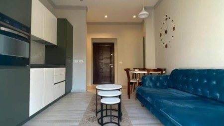 Tek Rruga e Durresit , Jepet Me Qira Apartament 2+1, I Mobiluar Totalisht !!!