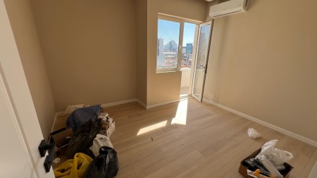 Tek Mozaiku I Tiranes, Shitet Apartament 2+1 Me Pamje Te Lire!!