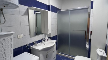 Ne Astir, Shitet Apartament 1+1, I Mobiluar!!!