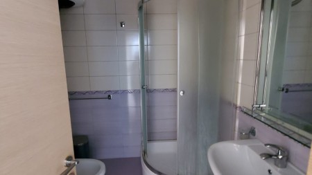 Tek Kompleksi Kika 2, Shitet Apartament 2+1+2, Me Hapesira Te Bollshme!!