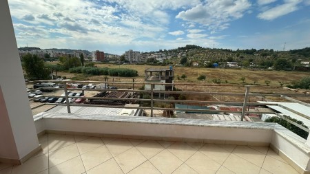 Ne Astir, Shitet Apartament 2+1 Me Planimetri Perfekte !!!