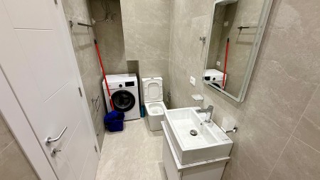 Tek Myslym Shyri, Shitet Apartament 2+1, I Investuar Totalisht Dhe Me Pamje Spektakolare!!!