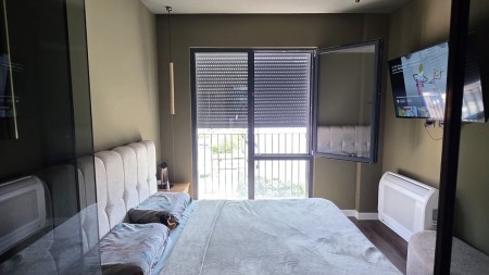 Shitet Penthouse Tek Tregu Elektrik 2+1 Me Pamje Spektakolare!!!