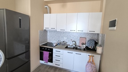 Ne Ali Dem, Tek Kompleksi Mangalem 21, Shitet Apartament 2+1 Me Hapesira Te Bollshme !!!