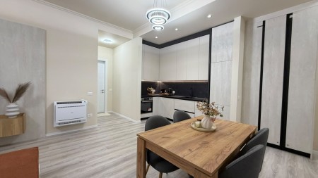 Tek Kompleksi Delijorgji, Jepet Me Qira Apartament 1+1, Mundesi Ideale Banimi !!!