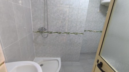 Ne Fresk, Shitet Apartament 2+1+2, I Sapo Investuar !!!