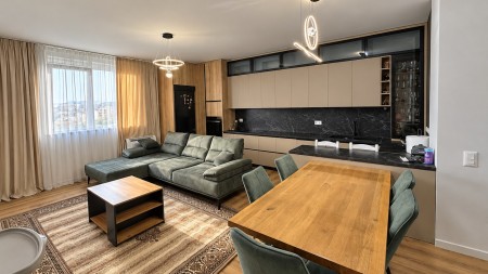 Prane Shkolles Se Baletit, Shitet Apartament 2+1, I Investuar Totalisht!!!