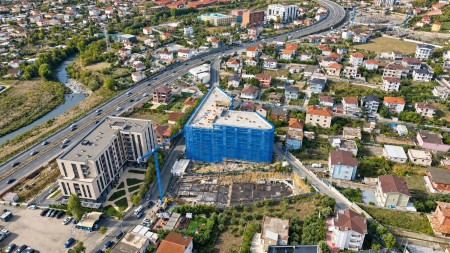 Tek Fati Rezidence, 1100 €\m2 Paskuqan, Shitet Apartament 2+1 Me Planimetri Te Rregullt !!!